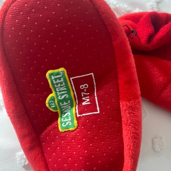 Sesame Street Elmo Red Toddler Slippers - Size 7/8 - Picture 6 of 8